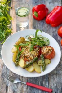 katselukopio_taytetyt_paprikat_ja_grillattua_parsa-perunapaistosta_4_d8s9145_280615-edit